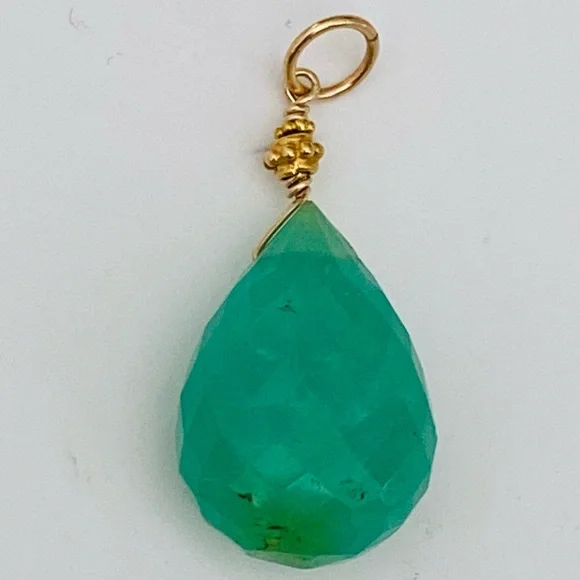 Elegant 14k-22k Gold Chrysoprase Green Teardrop Pendant